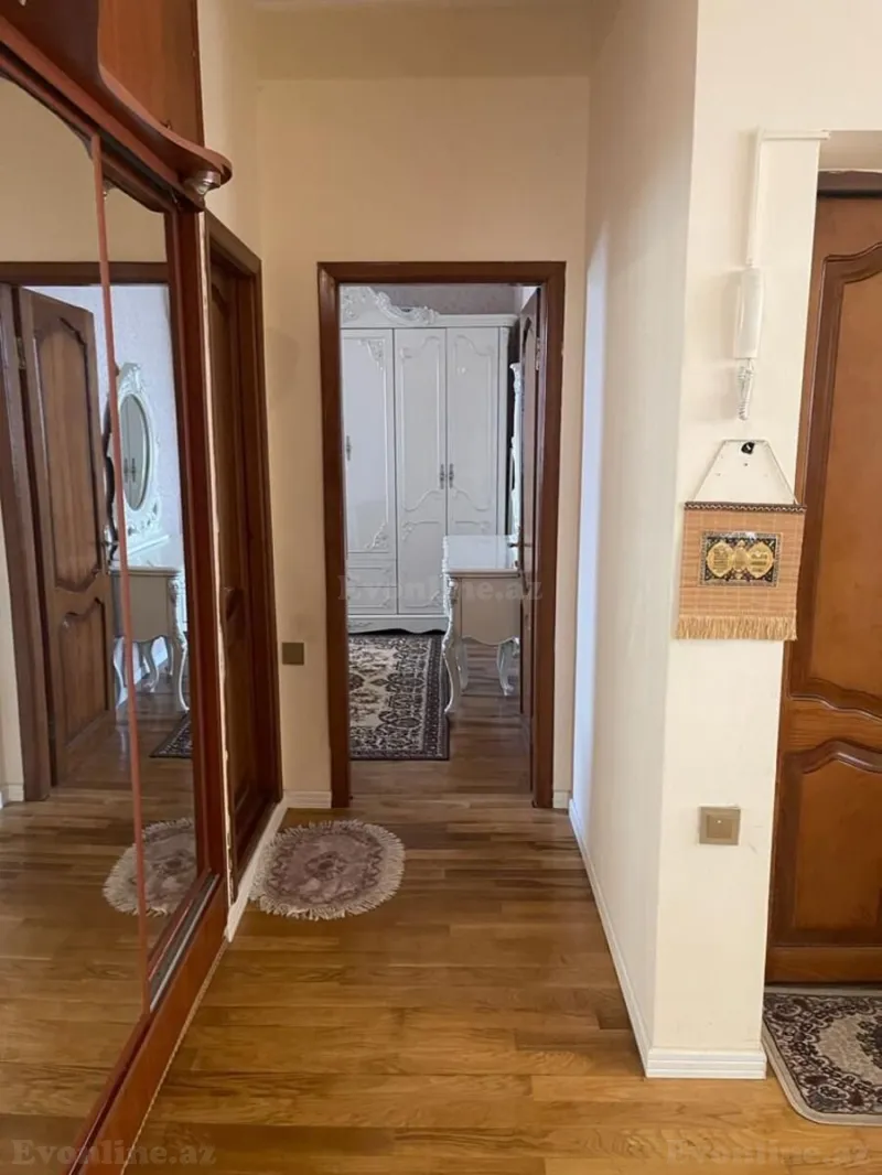 Satılır 4 otaqlı Mənzil Yeni tikili 180 m² Memar Əcəmi m. - şəkil 13