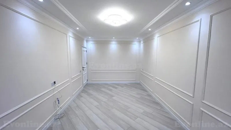 Satılır 4 otaqlı Mənzil Köhnə tikili 110 m² Xalqlar Dostluğu m. - şəkil 2