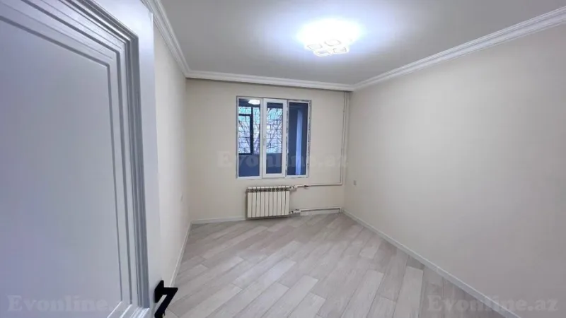 Satılır 4 otaqlı Mənzil Köhnə tikili 110 m² Xalqlar Dostluğu m. - şəkil 6