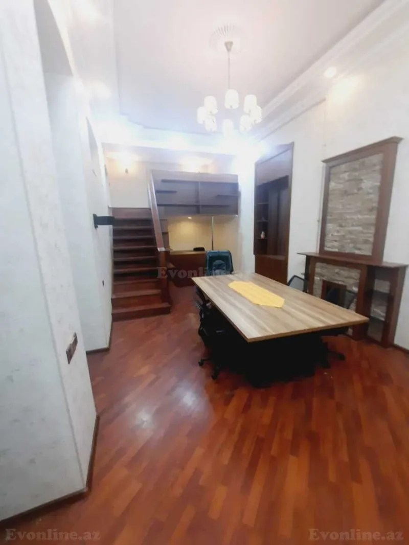 Satılır 2 otaqlı Mənzil Köhnə tikili 54 m² Sahil m. - şəkil 2