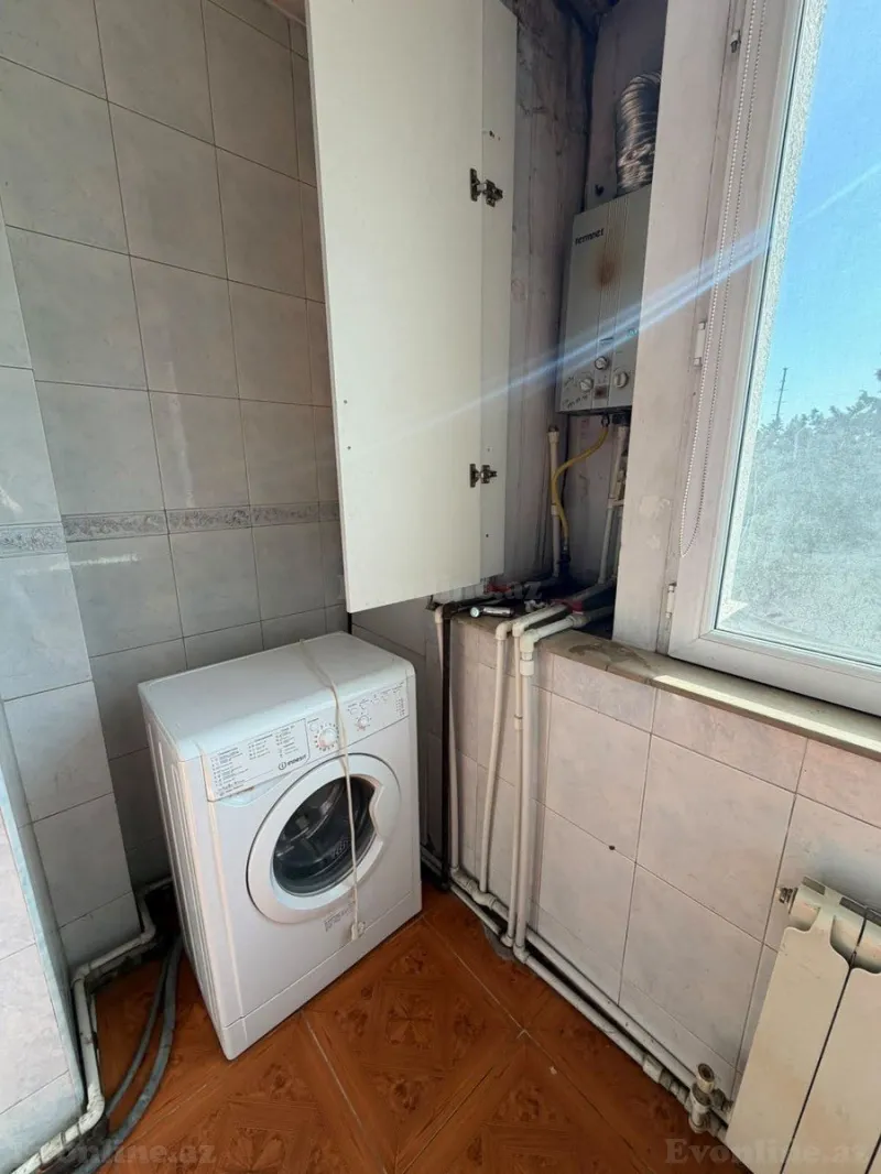 Kirayə verilir 3 otaqlı Mənzil Köhnə tikili 140 m² 20 Yanvar m. - şəkil 6