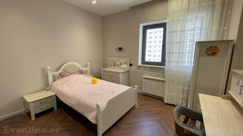 Kirayə verilir 4 otaqlı Mənzil Yeni tikili 170 m² Xətai r. - şəkil 18