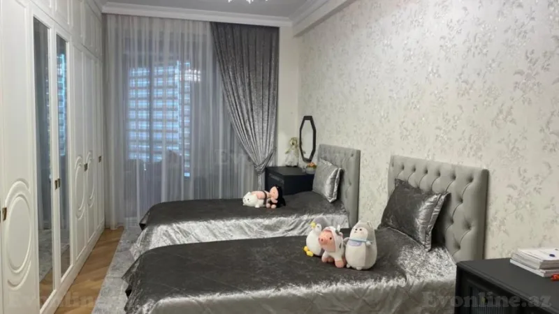 Satılır 4 otaqlı Mənzil Yeni tikili 265 m² 28 May m. - şəkil 12