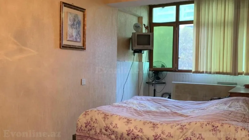 Satılır 3 otaqlı Mənzil Köhnə tikili 90 m² Nərimanov r. - şəkil 7