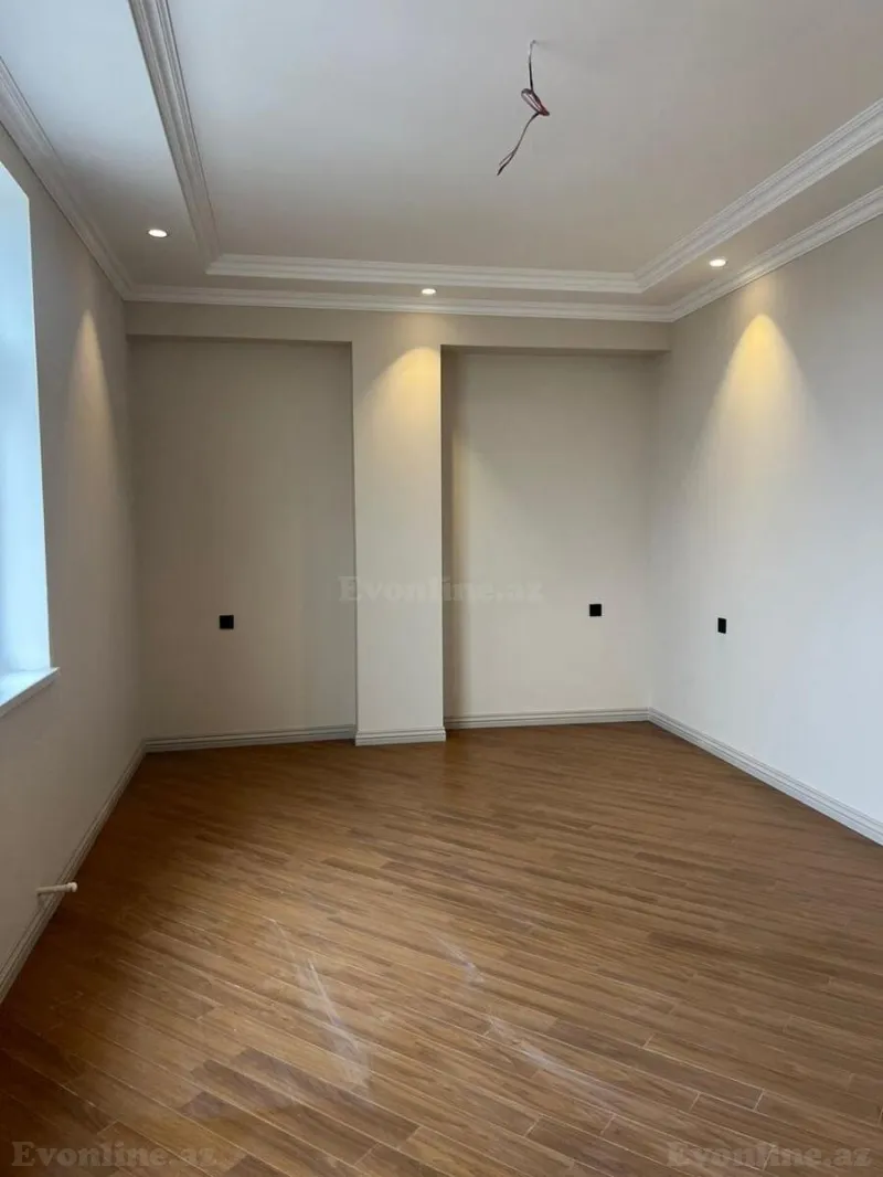 Satılır 4 otaqlı Mənzil Yeni tikili 195 m² 4-cü mikrorayon - şəkil 3