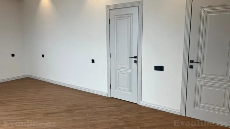 Satılır 4 otaqlı Mənzil Yeni tikili 195 m² 4-cü mikrorayon - şəkil 4