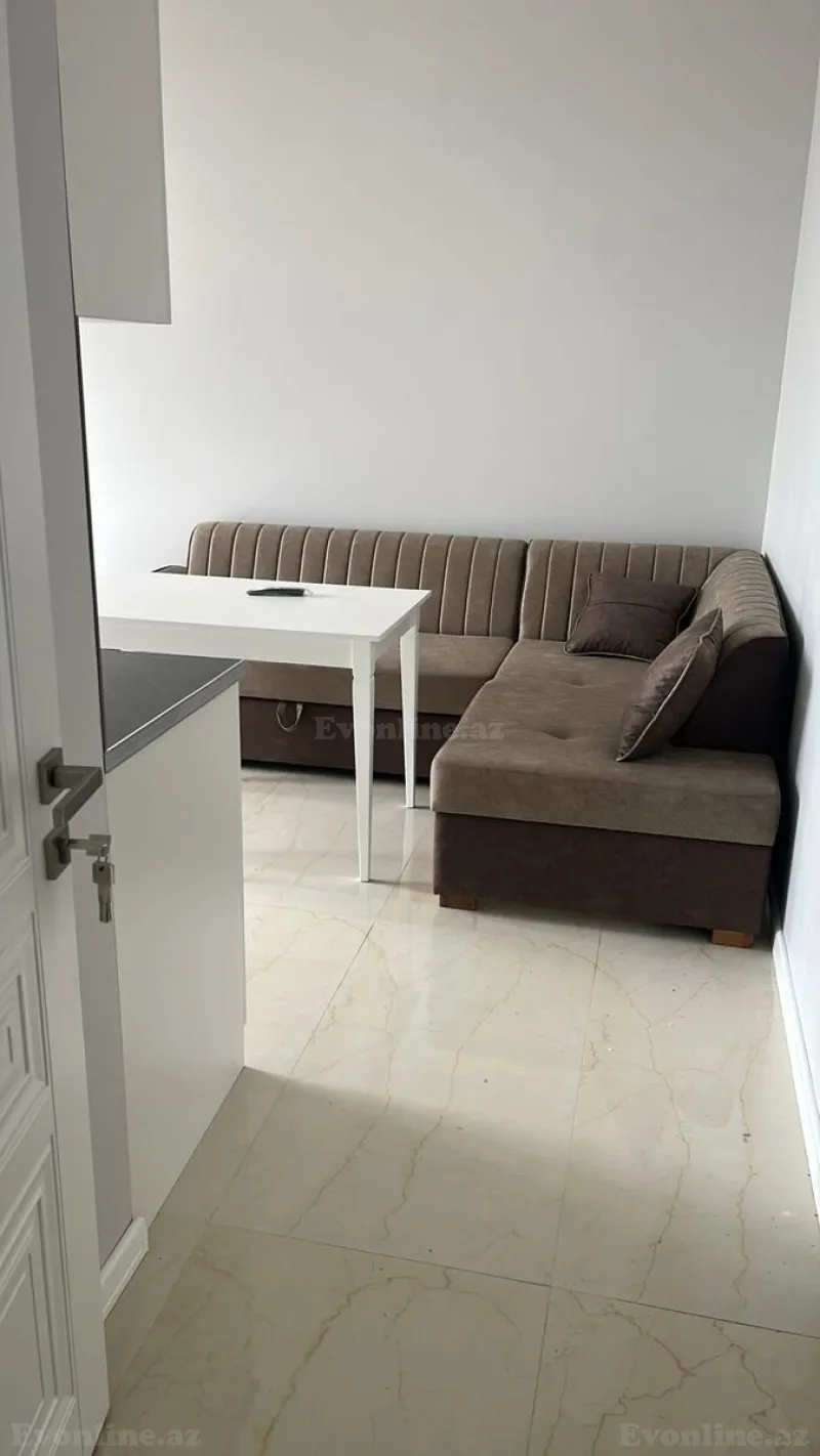 Kirayə verilir 2 otaqlı Mənzil Yeni tikili 70 m² 8-ci mikrorayon - şəkil 3