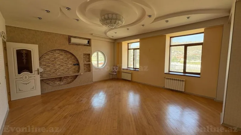 Satılır 3 otaqlı Mənzil Yeni tikili 130 m² Bayıl - şəkil 2