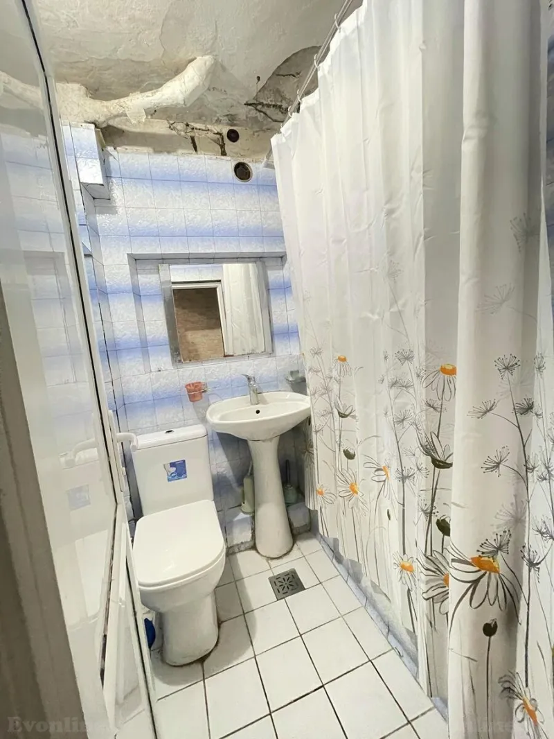 Satılır 3 otaqlı Mənzil Köhnə tikili 80 m² Nəsimi r. - şəkil 8