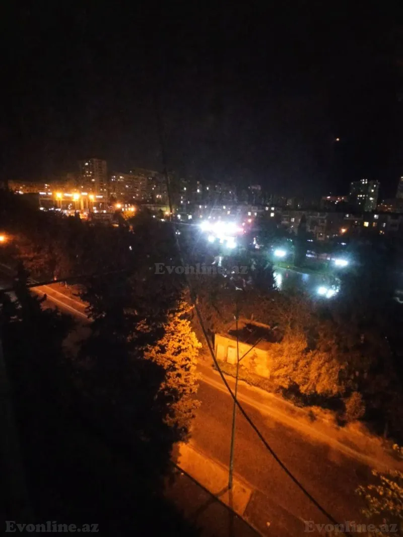 Satılır 2 otaqlı Mənzil Köhnə tikili 50 m² Xalqlar Dostluğu m. - şəkil 12