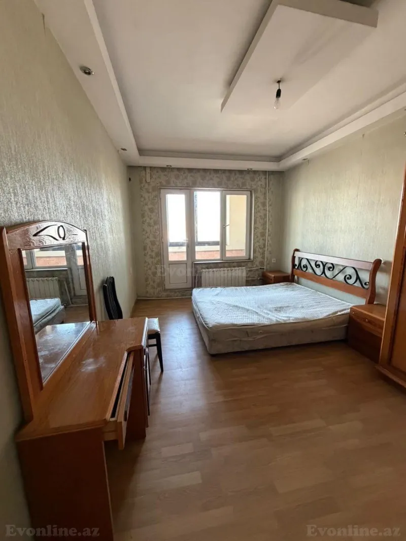 Kirayə verilir 3 otaqlı Mənzil Köhnə tikili 135 m² 20 Yanvar m. - şəkil 4