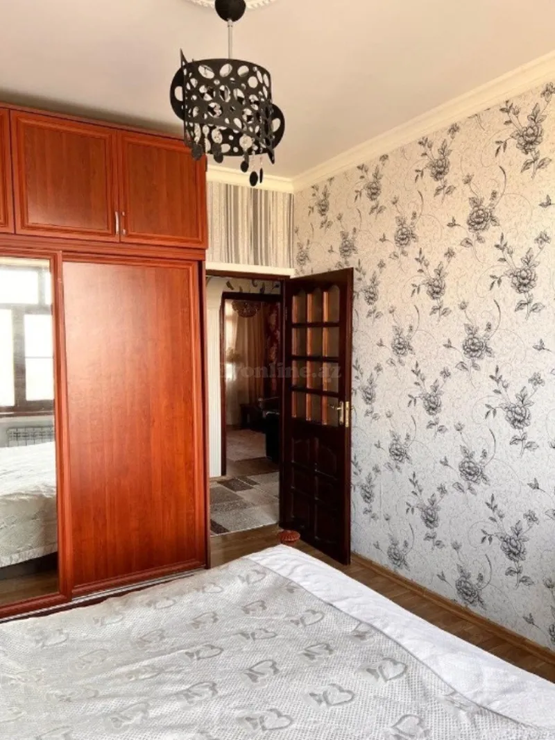 Satılır 5 otaqlı Mənzil Köhnə tikili 125 m² Suraxanı r. - şəkil 6