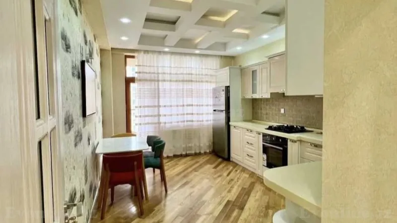 Satılır 3 otaqlı Mənzil Yeni tikili 148 m² 8 Noyabr m. - şəkil 8