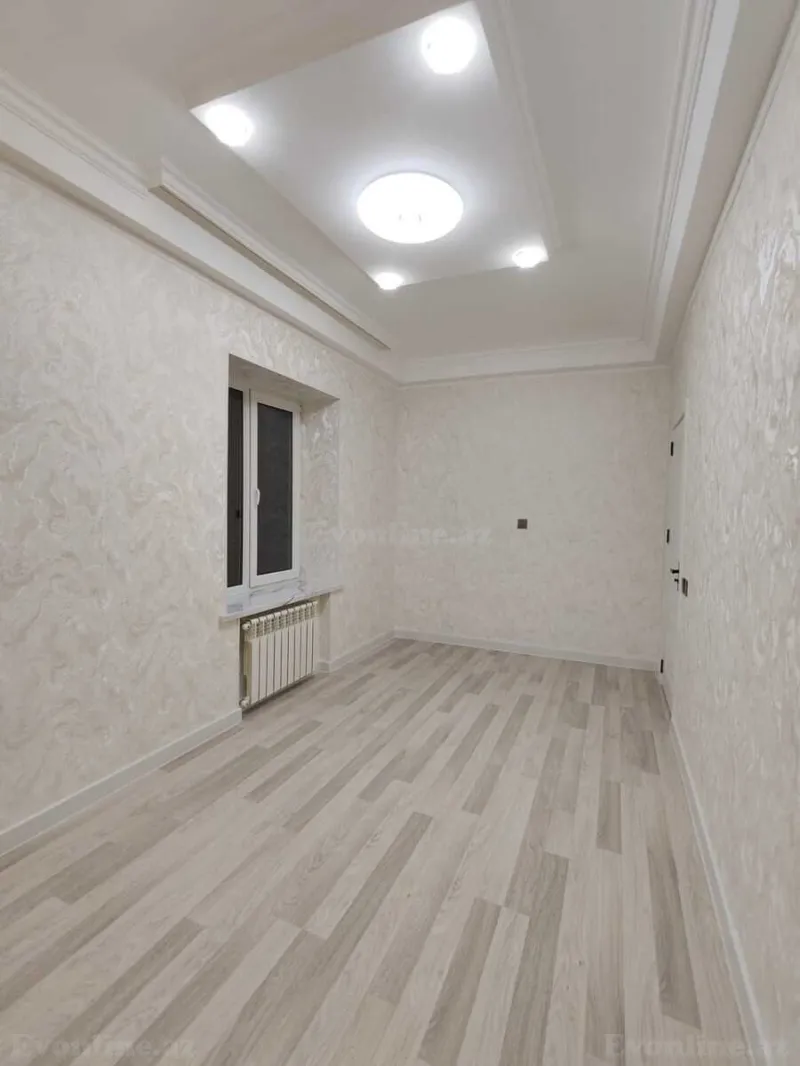Satılır 2 otaqlı Mənzil Köhnə tikili 55 m² Yasamal r. - şəkil 3