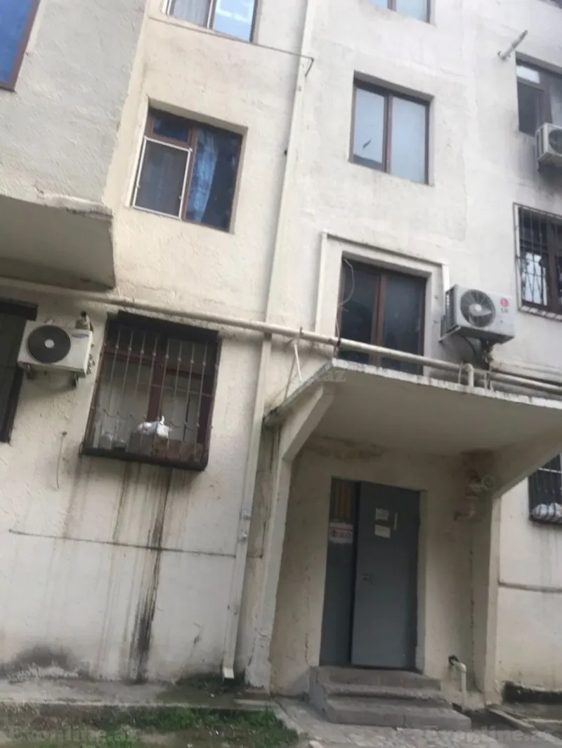 Satılır 2 otaqlı Mənzil Köhnə tikili 41.4 m² 4-cü mikrorayon - şəkil 7