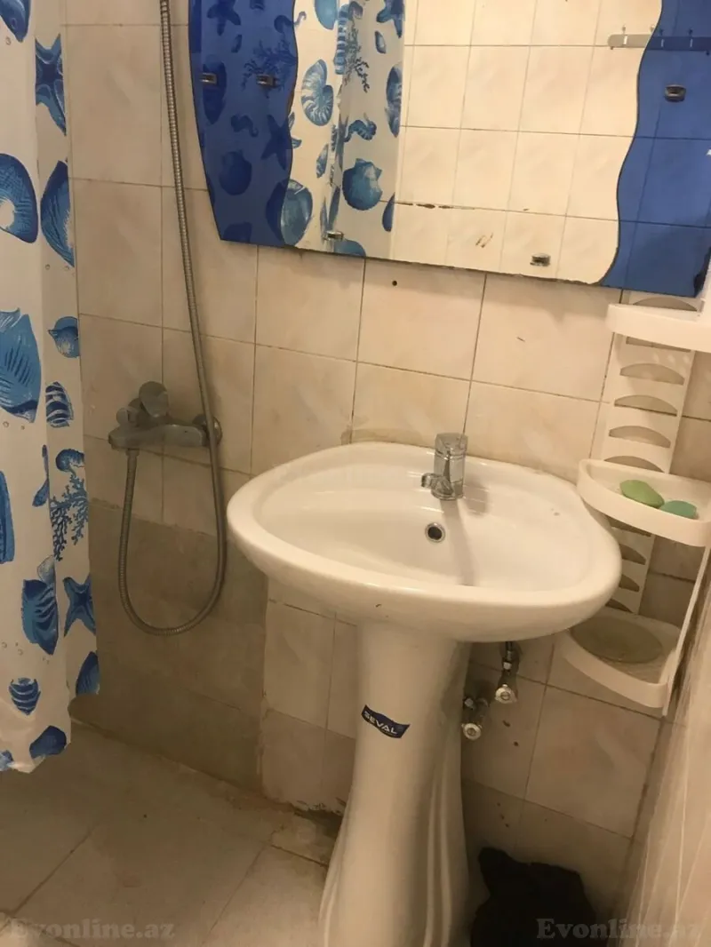 Satılır 2 otaqlı Mənzil Köhnə tikili 41.4 m² 4-cü mikrorayon - şəkil 8