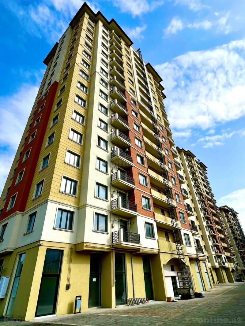 Satılır 3 otaqlı Mənzil Yeni tikili 120 m² 20 Yanvar m.