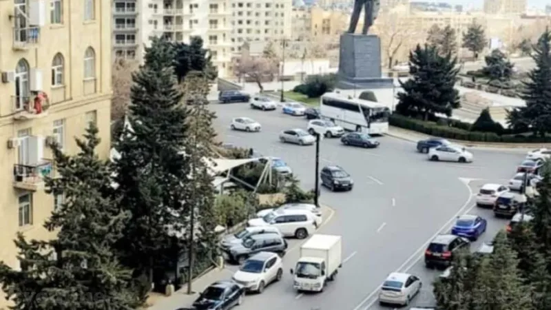 Satılır 2 otaqlı Mənzil Yeni tikili 110 m² Elmlər Akademiyası m. - şəkil 3