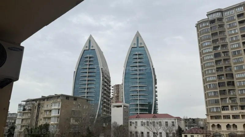 Satılır 2 otaqlı Mənzil Yeni tikili 110 m² Elmlər Akademiyası m. - şəkil 6
