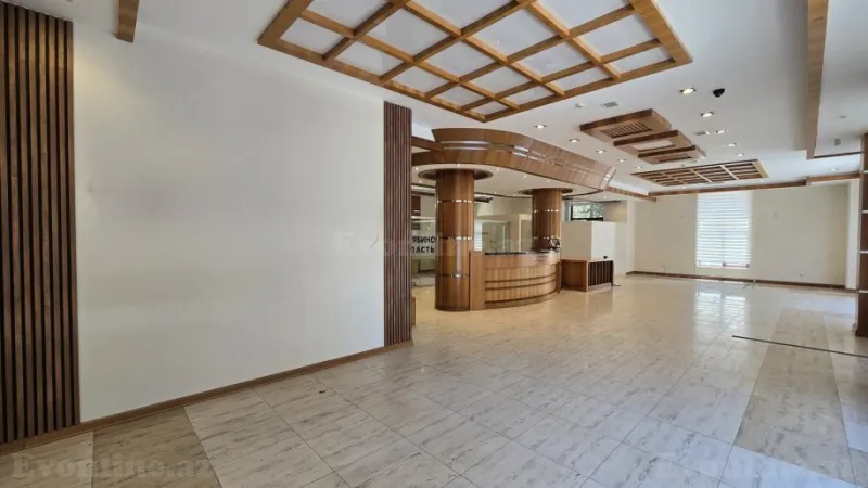 Obyekt 220 m² 28 May m. Kirayə verilir