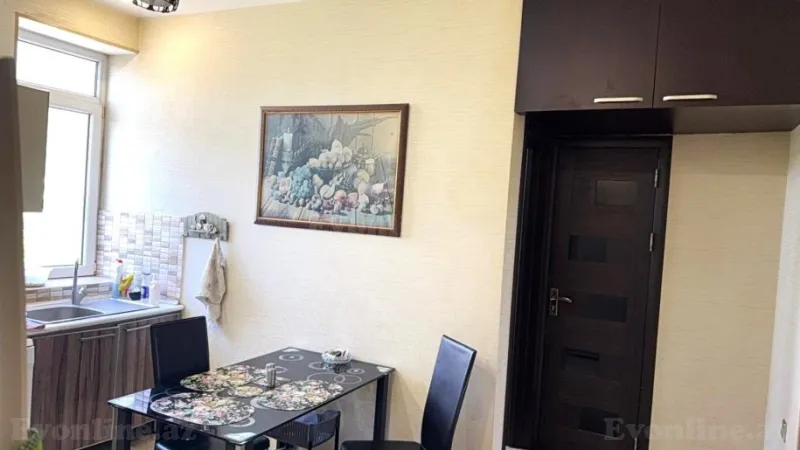 Satılır 3 otaqlı Mənzil Köhnə tikili 100 m² Nəsimi r. - şəkil 5