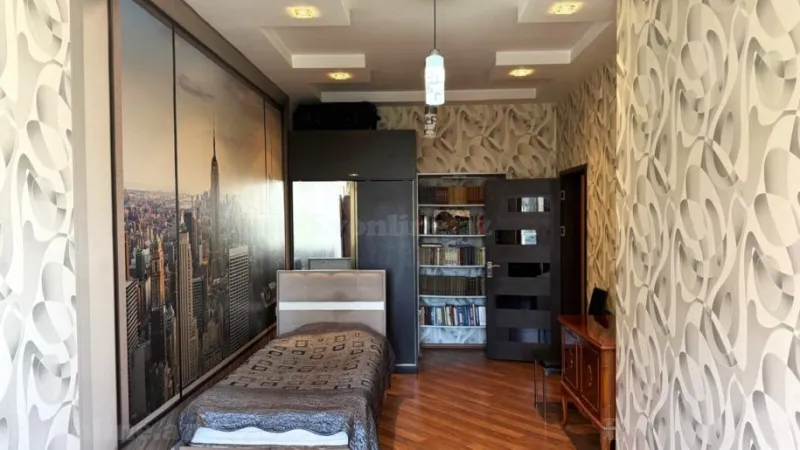 Satılır 3 otaqlı Mənzil Köhnə tikili 100 m² Nəsimi r. - şəkil 6