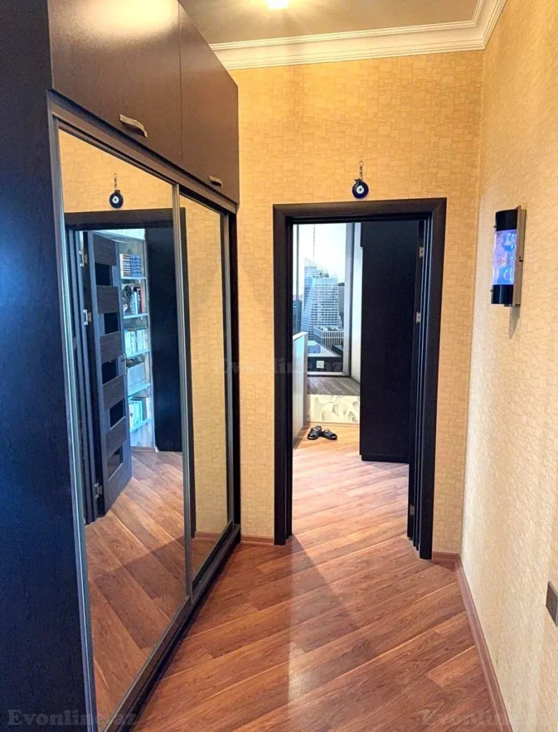 Satılır 3 otaqlı Mənzil Köhnə tikili 100 m² Nəsimi r. - şəkil 9