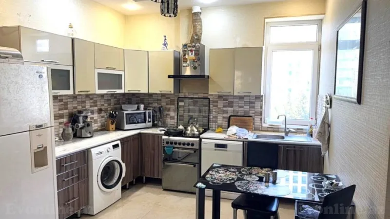Satılır 3 otaqlı Mənzil Köhnə tikili 100 m² Nəsimi r. - şəkil 10