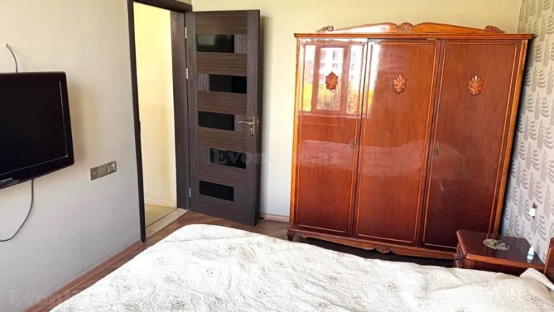 Satılır 3 otaqlı Mənzil Köhnə tikili 100 m² Nəsimi r. - şəkil 12