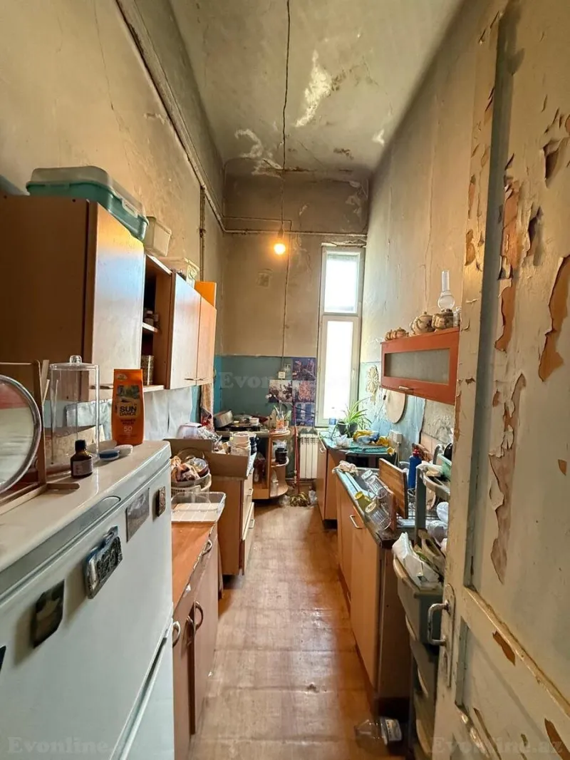 Satılır 4 otaqlı Mənzil Köhnə tikili 130 m² İçərişəhər m. - şəkil 14