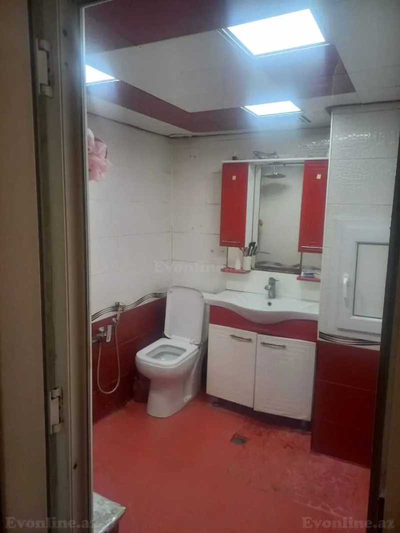 Satılır 2 otaqlı Mənzil Köhnə tikili 42 m² Suraxanı r. - şəkil 19