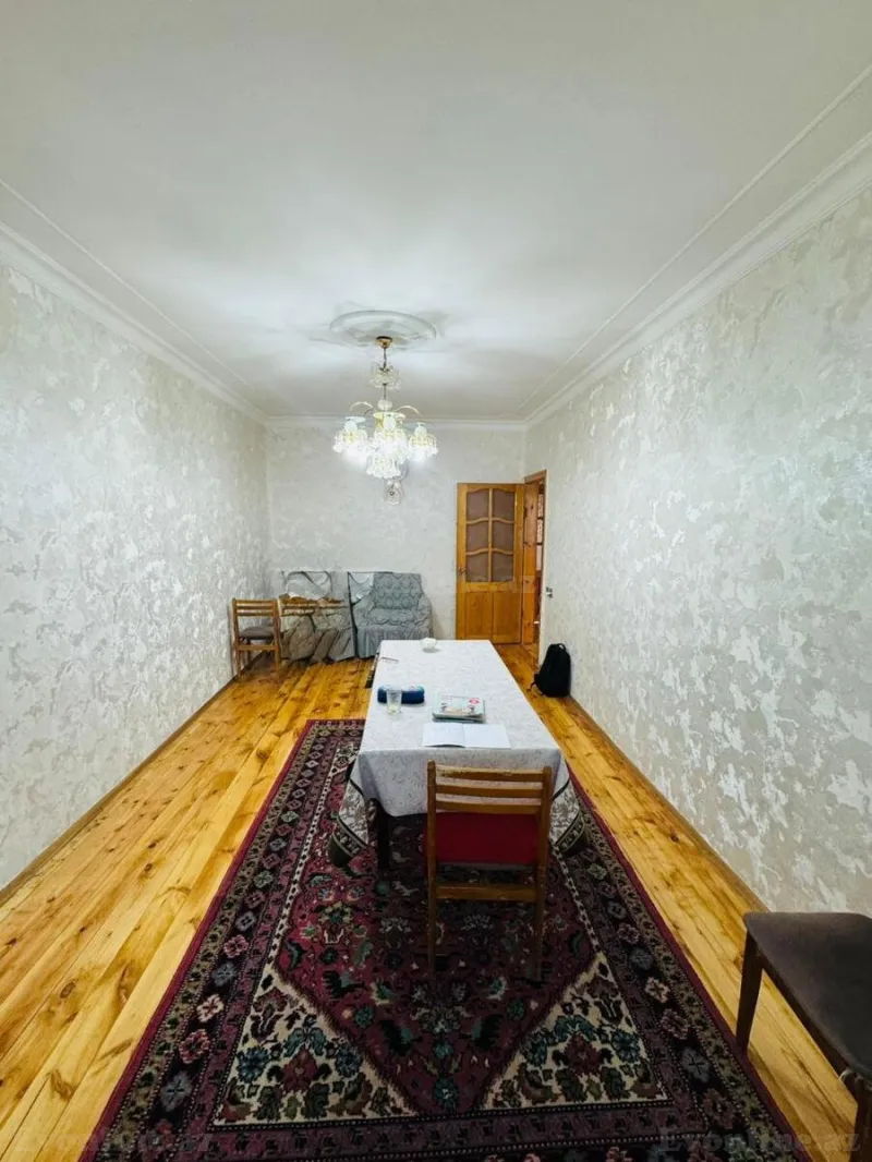 Satılır 3 otaqlı Mənzil Köhnə tikili 90 m² 7-ci mikrorayon - şəkil 2
