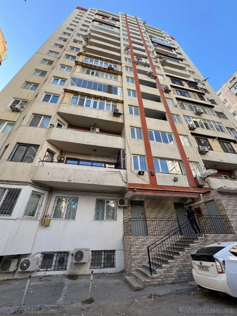 Satılır 4 otaqlı Mənzil Yeni tikili 140 m² Xalqlar Dostluğu m. - şəkil 5