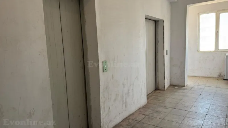 Satılır 4 otaqlı Mənzil Yeni tikili 140 m² Xalqlar Dostluğu m. - şəkil 6