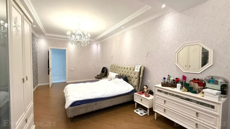 Satılır 3 otaqlı Mənzil Yeni tikili 212 m² Nərimanov r. - şəkil 3