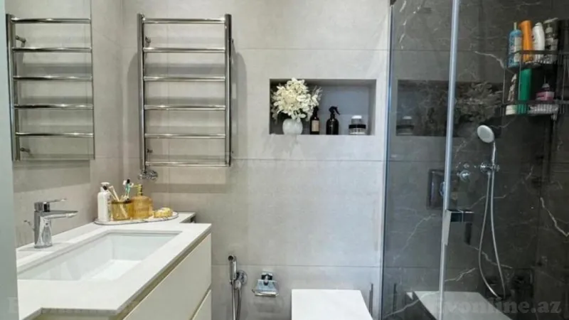 Satılır 3 otaqlı Mənzil Yeni tikili 86 m² Bakmil m. - şəkil 13