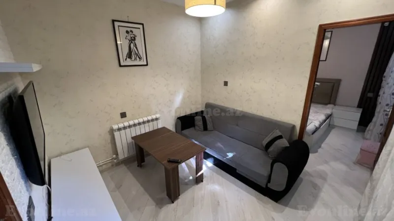 Satılır 2 otaqlı Mənzil Köhnə tikili 40 m² Bayıl - şəkil 2