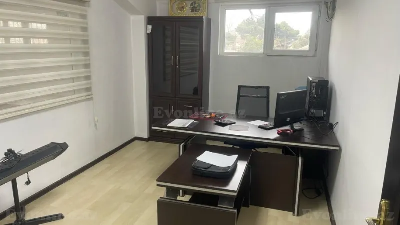Kirayə verilir Ofis 205 m² Xətai r. - şəkil 5