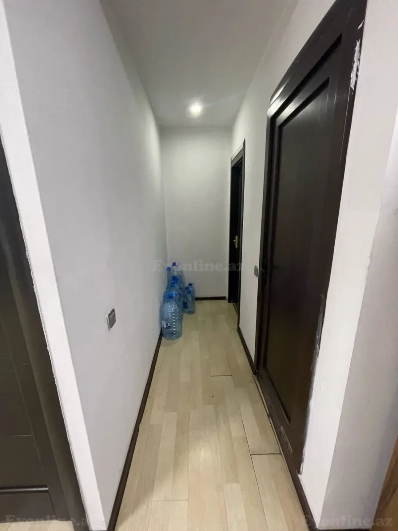 Kirayə verilir Ofis 205 m² Xətai r. - şəkil 15