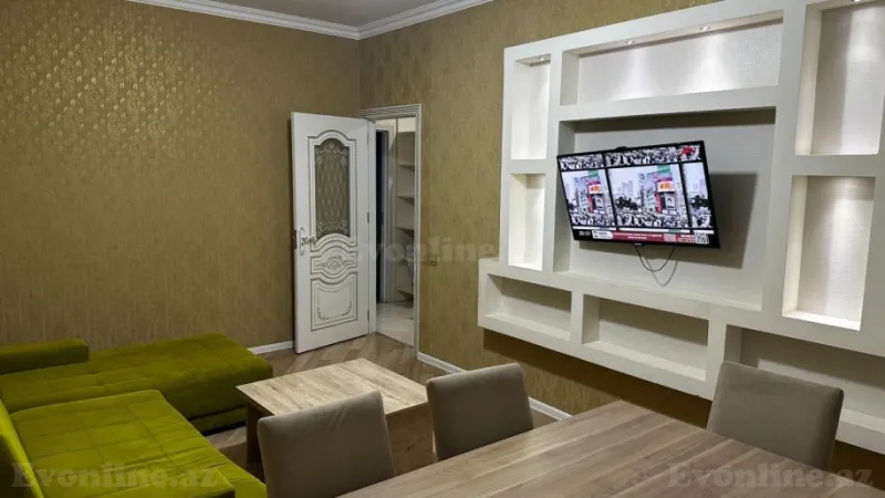 3 otaqlı Mənzil 65 m² 4-cü mikrorayon Satılır