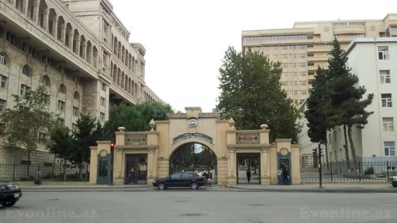 Satılır 3 otaqlı Mənzil Yeni tikili 140 m² Nəsimi r. - şəkil 3