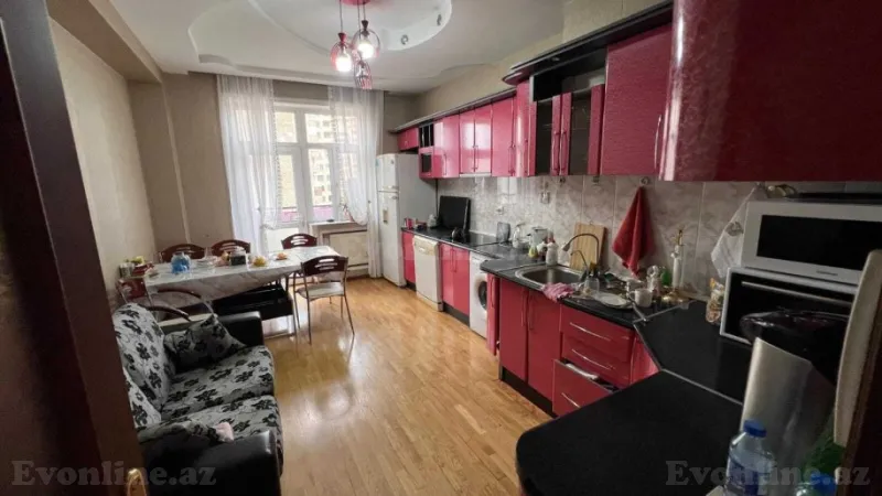 Satılır 4 otaqlı Mənzil Yeni tikili 190 m² Elmlər Akademiyası m. - şəkil 6