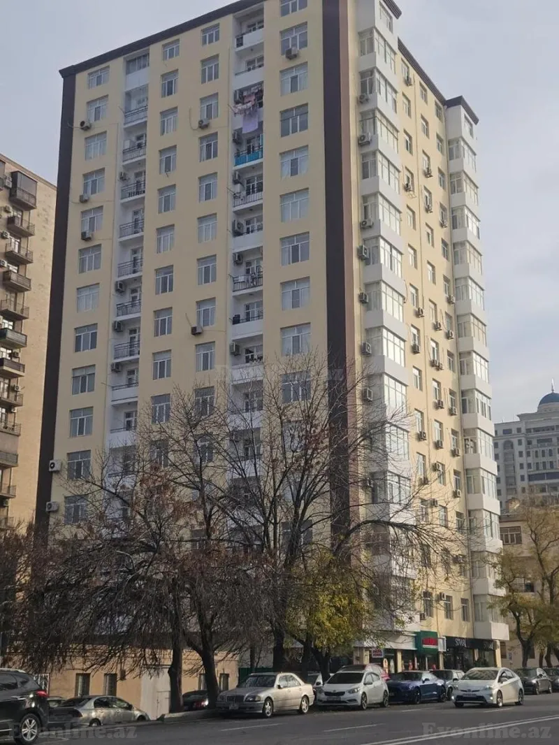 Satılır 4 otaqlı Mənzil Yeni tikili 190 m² Elmlər Akademiyası m. - şəkil 7