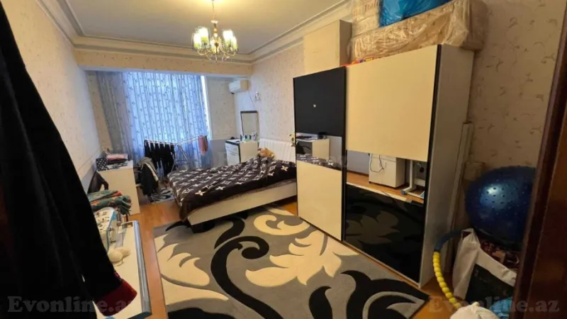 Satılır 4 otaqlı Mənzil Yeni tikili 190 m² Elmlər Akademiyası m. - şəkil 9
