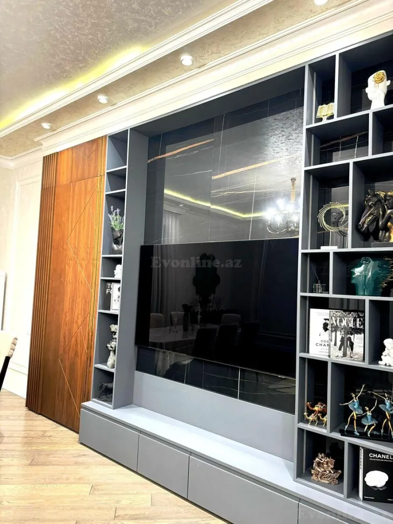 Satılır 4 otaqlı Mənzil Yeni tikili 165 m² Nizami m. - şəkil 3