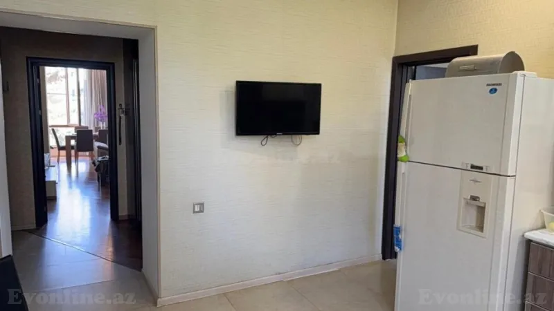 Satılır 3 otaqlı Mənzil Yeni tikili 90 m² Nəsimi r. - şəkil 6