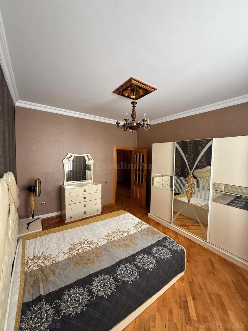 Kirayə verilir 3 otaqlı Mənzil Yeni tikili 105 m² İnşaatçılar m. - şəkil 2