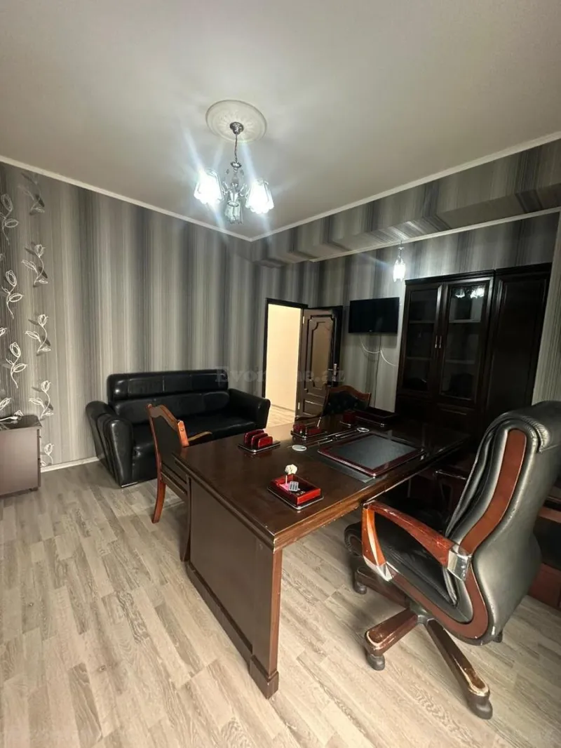 Satılır Ofis 116 m² Memar Əcəmi m. - şəkil 2