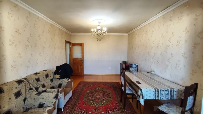 Satılır 3 otaqlı Mənzil Köhnə tikili 84 m² Sabunçu r. - şəkil 2