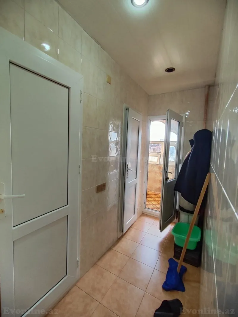 Satılır 3 otaqlı Mənzil Köhnə tikili 84 m² Sabunçu r. - şəkil 15